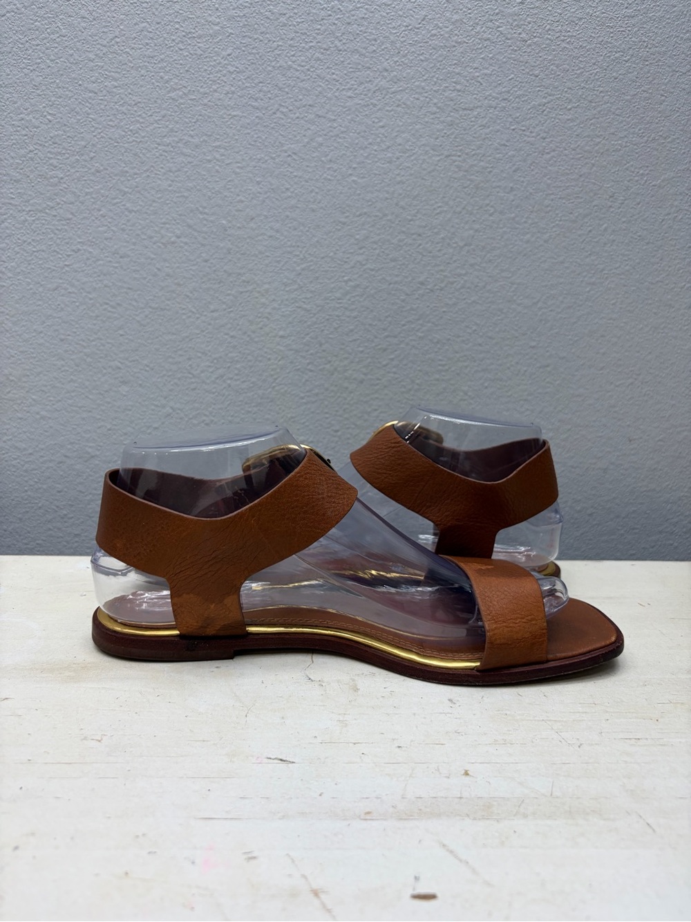 Tory Burch Brown Leather Shelby Flat Sandals Size 7.5 - Picture 2 of 8